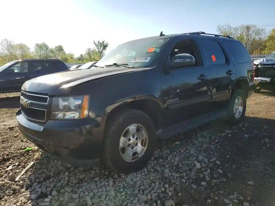 1GNSKBE09DR319574 2013 CHEVROLET TAHOE-0