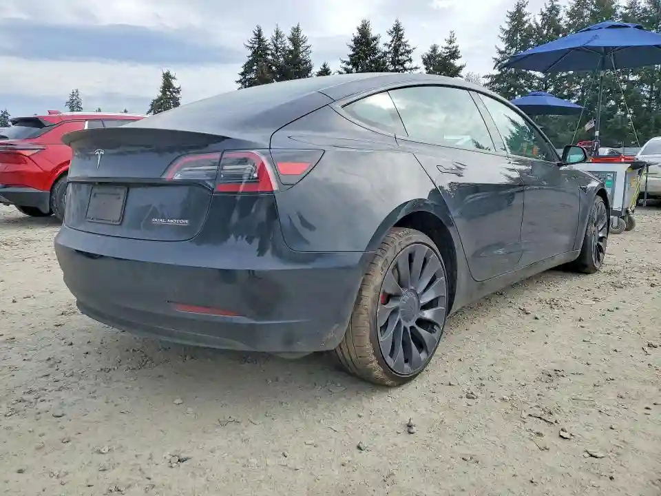 5YJ3E1EC5PF405080 2023 TESLA MODEL 3-2