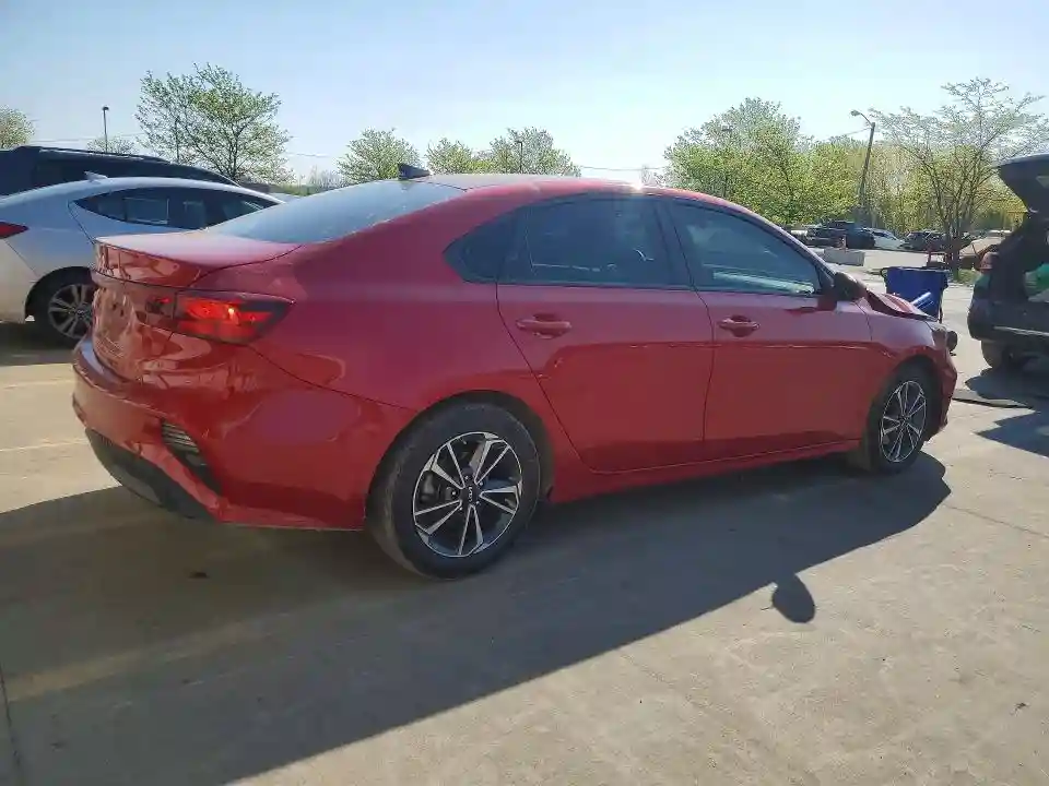 3KPF24AD1RE744403 2024 KIA FORTE LXS-2