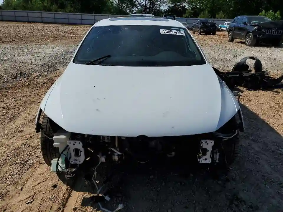 3VW4T7AJ3HM267941 2017 VOLKSWAGEN JETTA-4