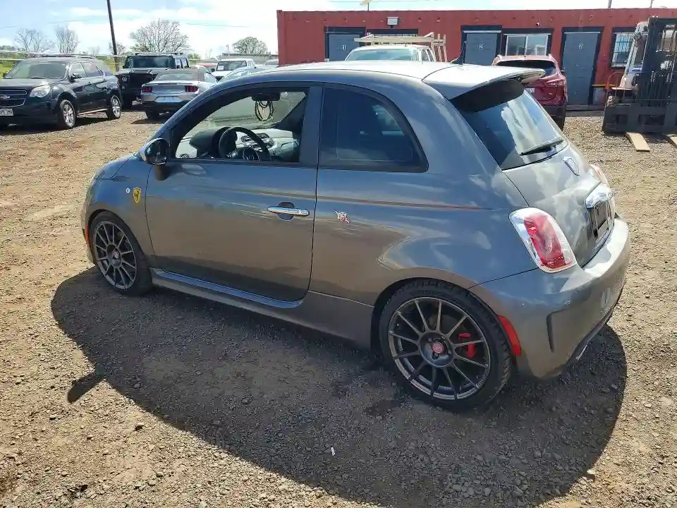 3C3CFFFH4DT754107 2013 FIAT 500-1