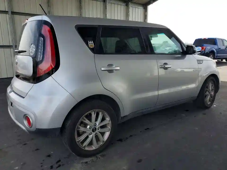 KNDJP3A50H7463254 2017 KIA SOUL-2