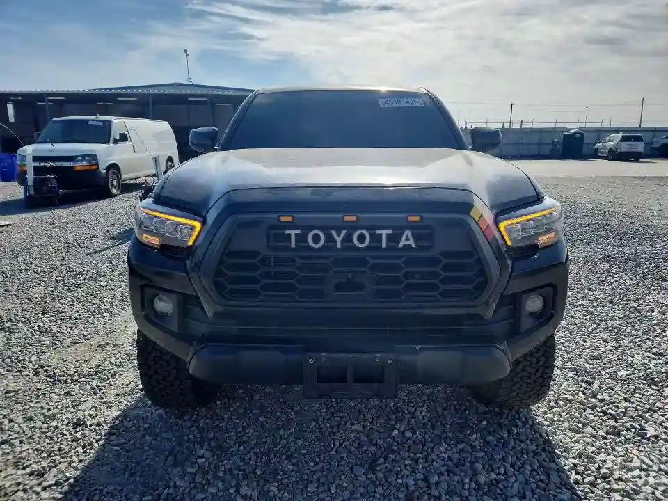 3TMCZ5AN1HM100479 2017 TOYOTA TACOMA-4