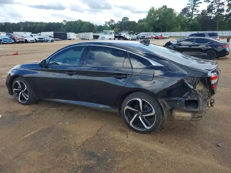 1HGCV2F34JA049159 2018 HONDA ACCORD-1