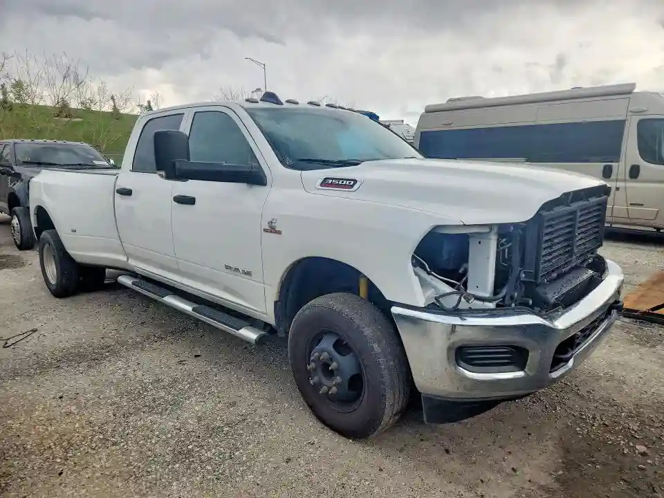 3C63RRGL9NG135415 2022 RAM 3500-3