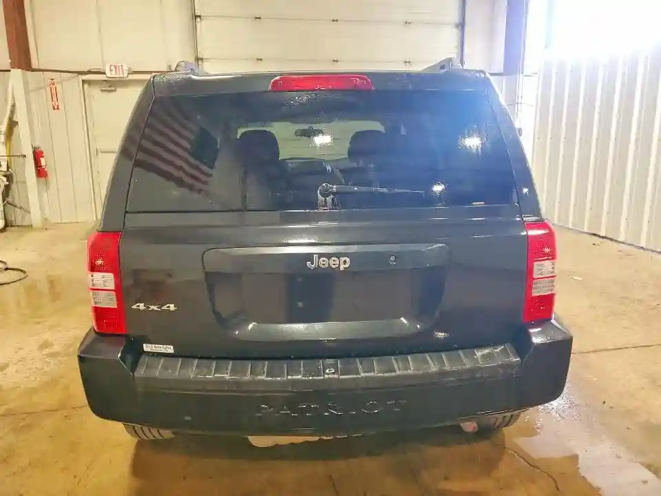 1J4NF1GBXAD642957 2010 JEEP PATRIOT-5