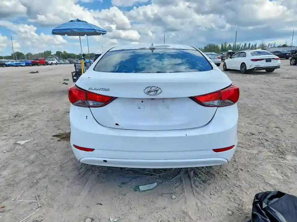 5NPDH4AE8GH788714 2016 HYUNDAI ELANTRA-5
