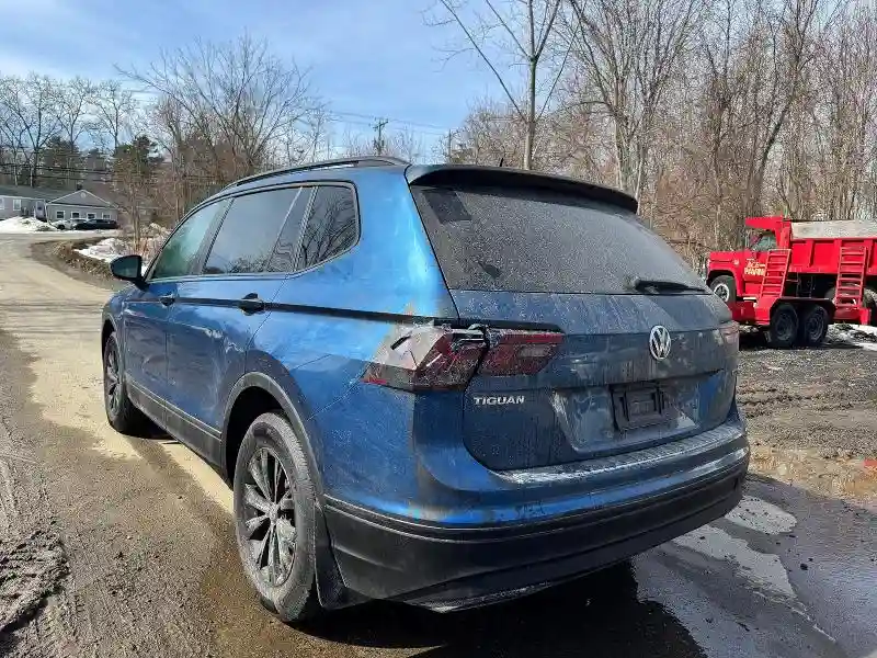 3VV0B7AX7LM015922 2020 VOLKSWAGEN TIGUAN-2