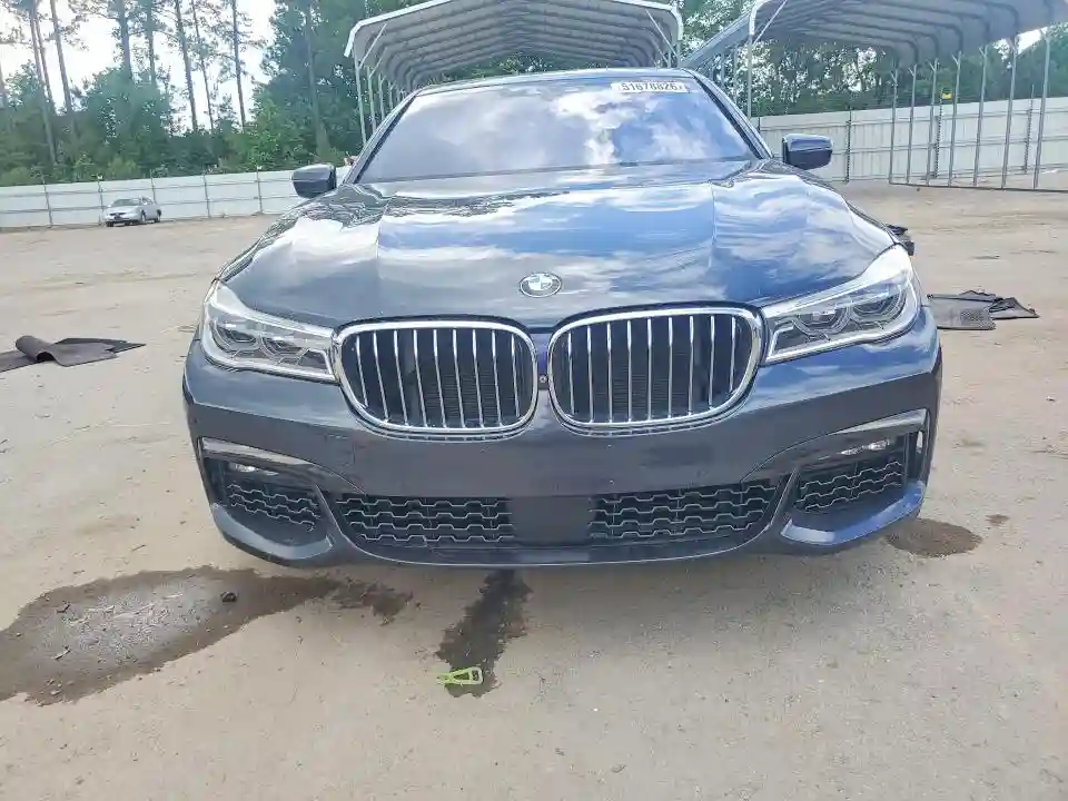 WBA7B0C57JG527278 2018 BMW 7 SERIES-4