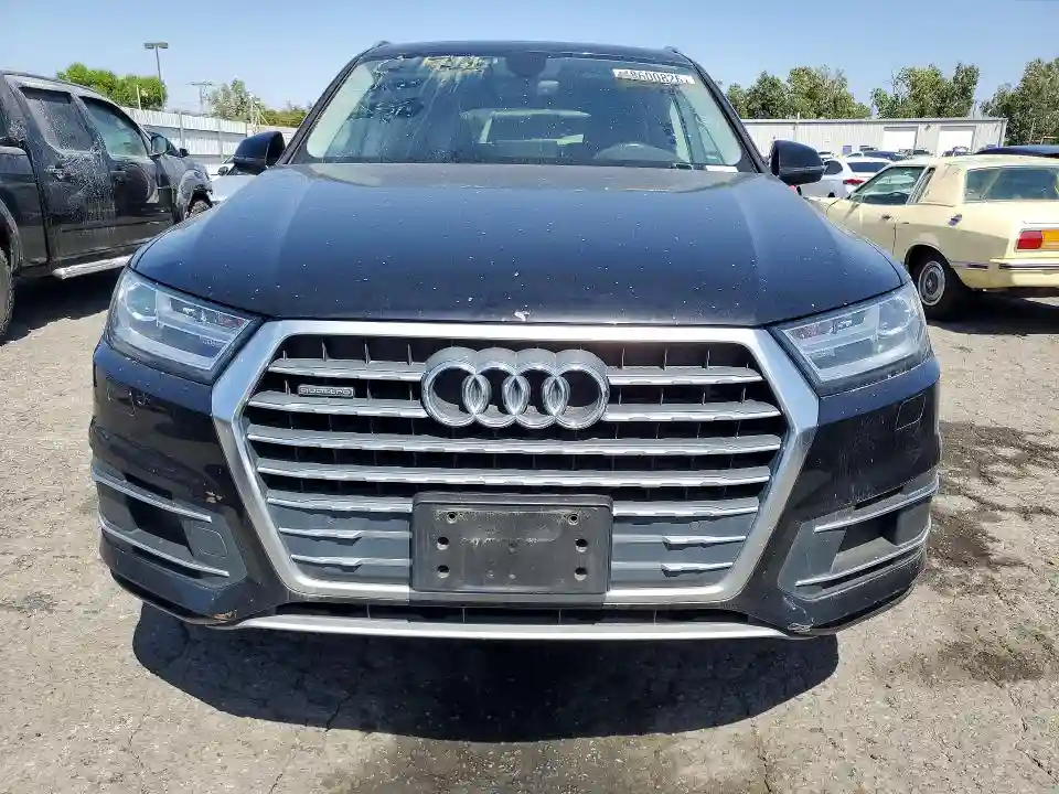 WA1AHAF7XKD020639 2019 AUDI Q7-4