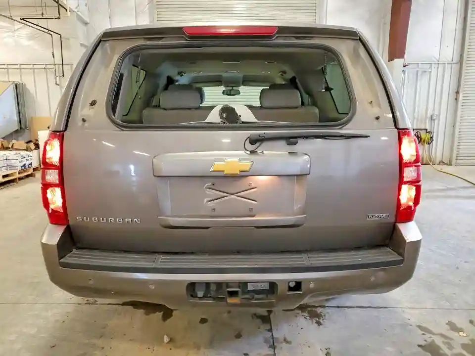 1GNSKJE71CR180899 2012 CHEVROLET SUBURBAN-5