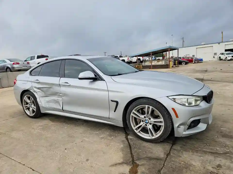 WBA4F7C3XHG787523 2017 BMW 4 SERIES-3