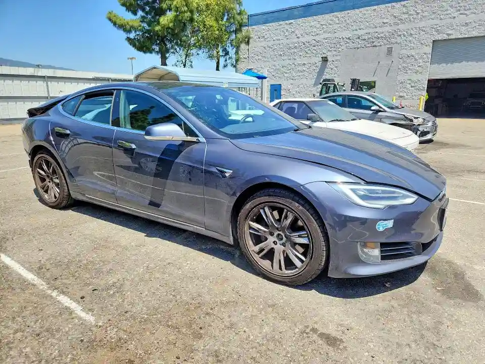 5YJSA1E22LF401285 2020 TESLA MODEL S-3