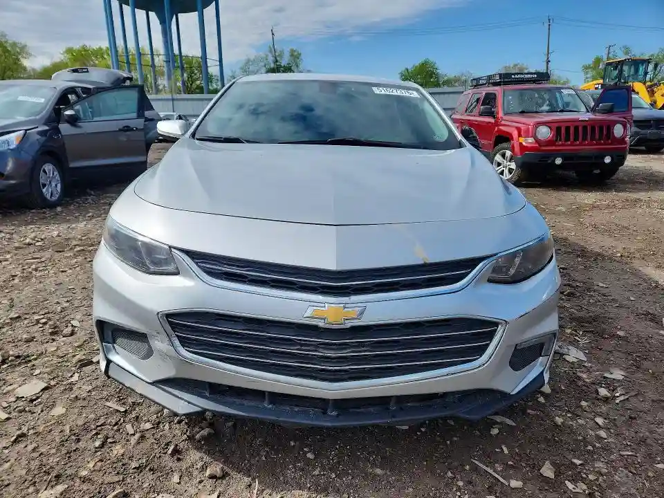 1G1ZD5ST5JF179188 2018 CHEVROLET MALIBU-4