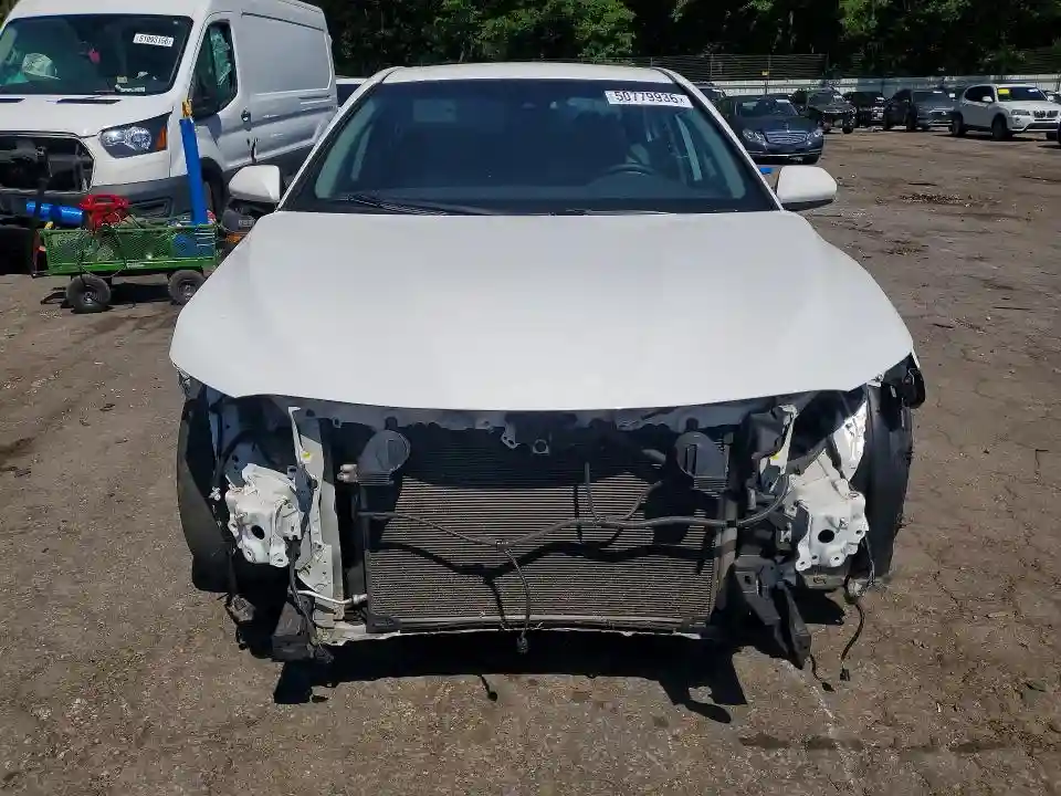 4T1G11AK4LU908185 2020 TOYOTA CAMRY-4
