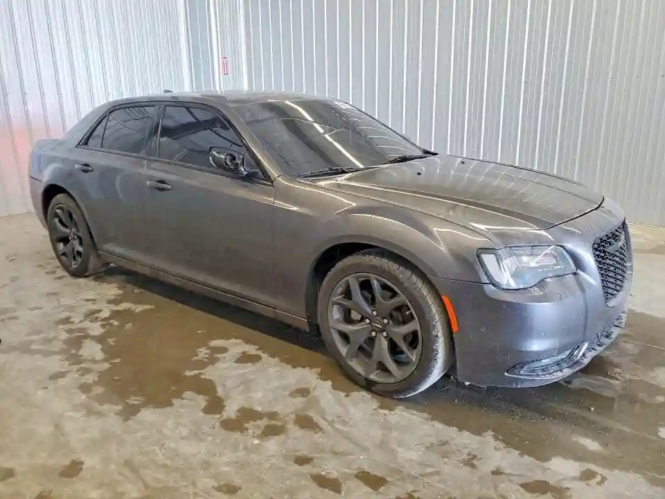 2C3CCABG3PH637267 2023 CHRYSLER 300-3