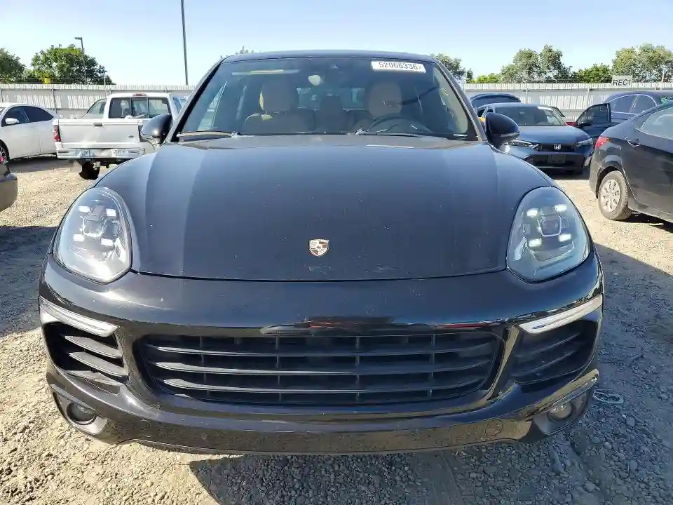 WP1AE2A23GLA16525 2016 PORSCHE CAYENNE-4