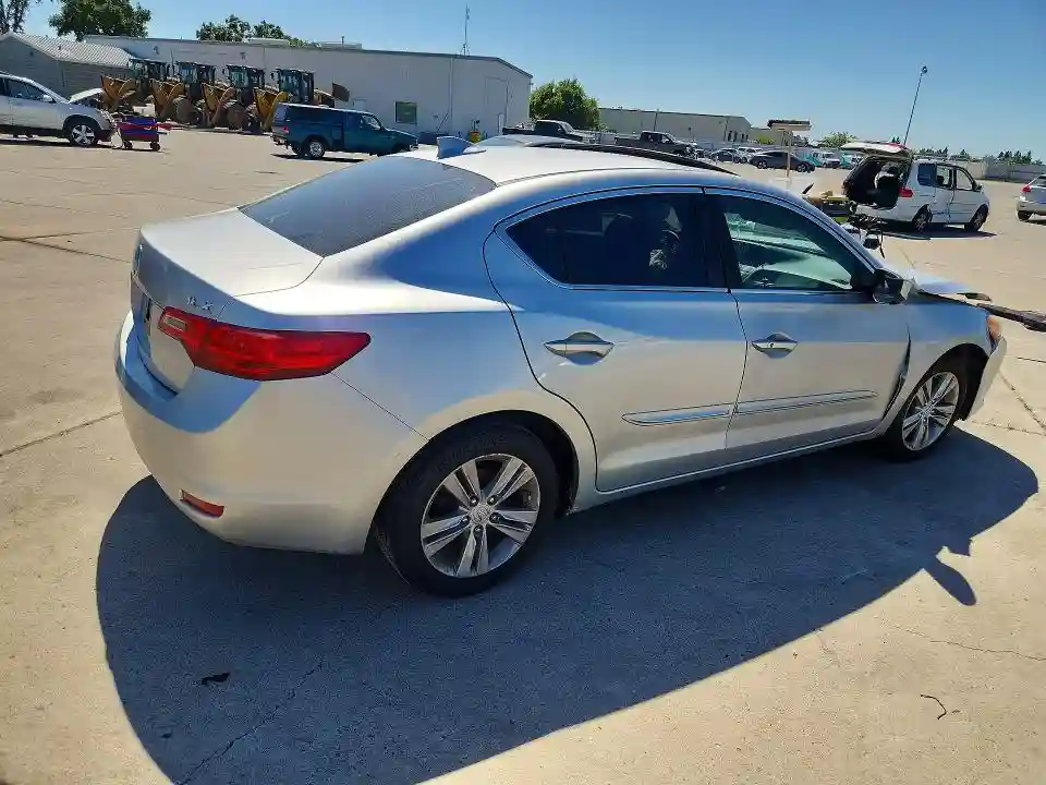 19VDE1F30DE016859 2013 ACURA ILX-2