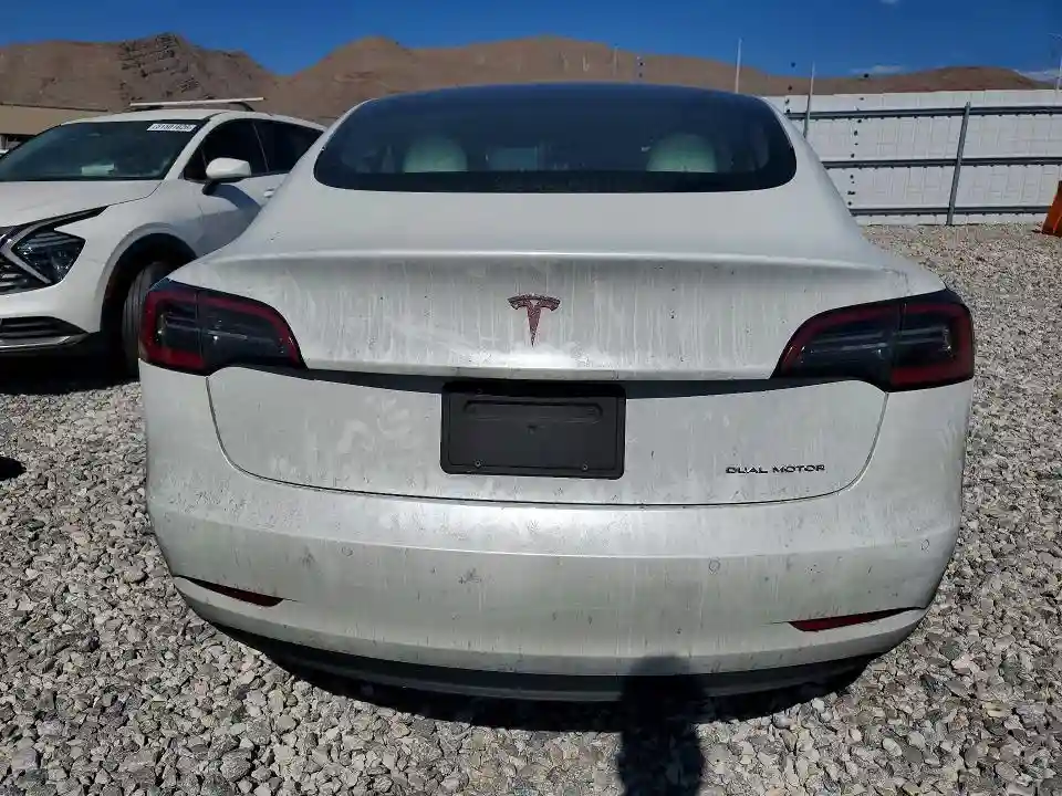 5YJ3E1EB3MF091416 2021 TESLA MODEL 3-5