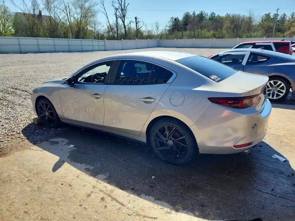 JM1BPBCL1N1501602 2022 MAZDA 3-1