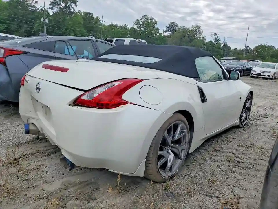 JN1AZ4FH3EM620715 2014 NISSAN 370Z-2