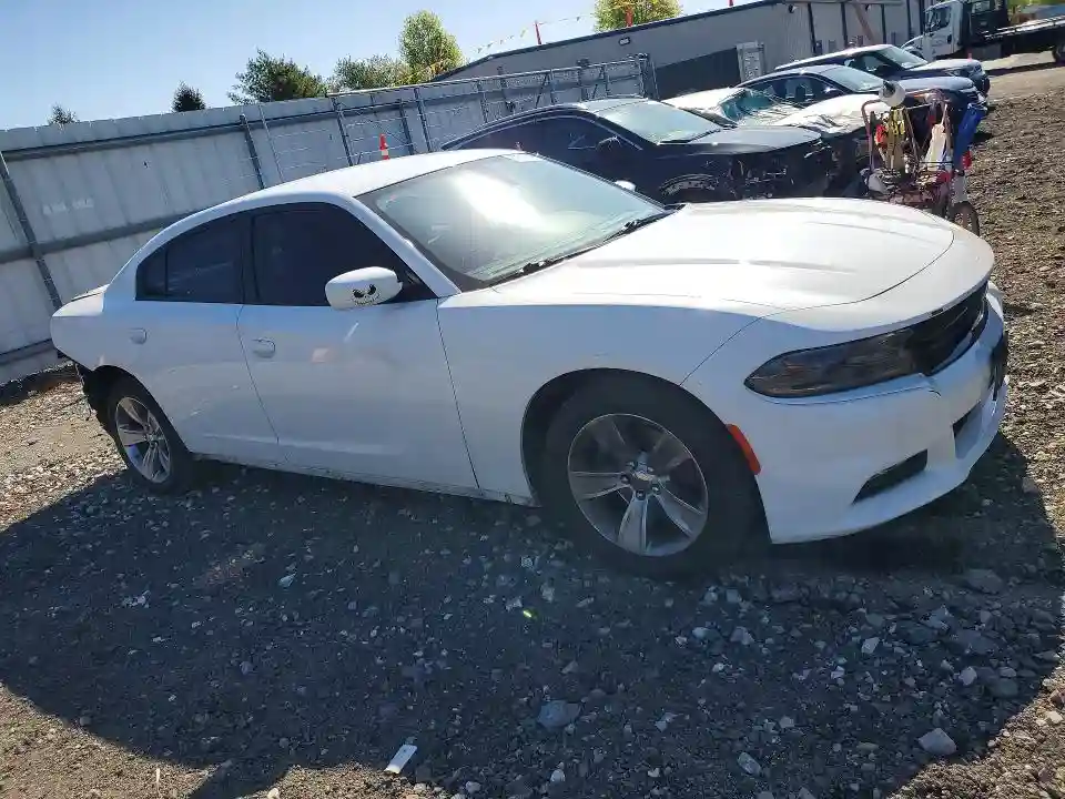 2C3CDXHG8GH326568 2016 DODGE CHARGER-3