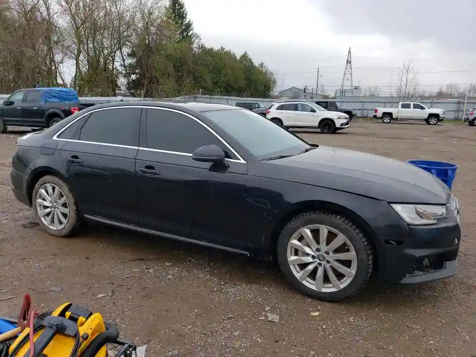 WAUNNAF40JA152652 2018 AUDI A4-3