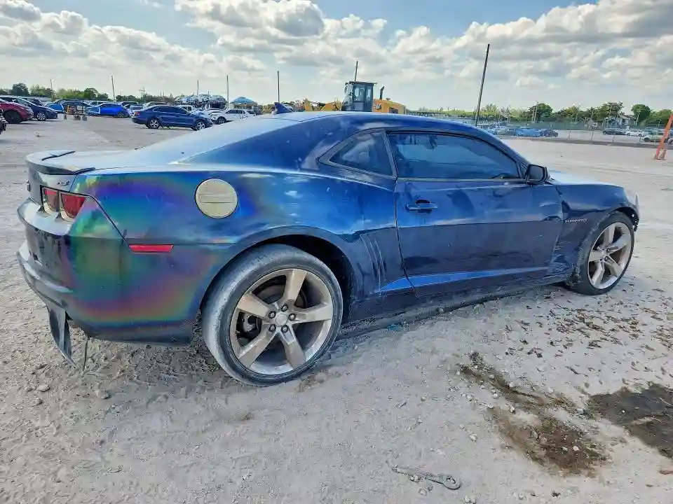 2G1FC1ED0B9142353 2011 CHEVROLET CAMARO-2