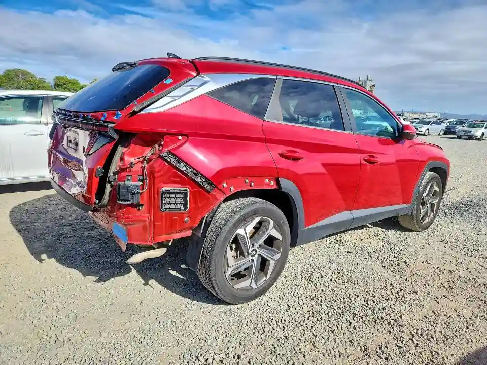 5NMJCCAE7NH130081 2022 HYUNDAI TUCSON-2