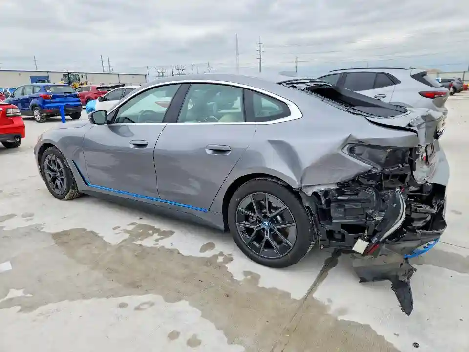 WBY73AW04PFP37355 2023 BMW I4 EDRIVE-1