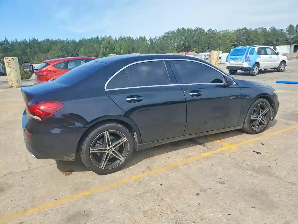 W1K3G4EB7NJ337069 2022 MERCEDES-BENZ A-CLASS-2