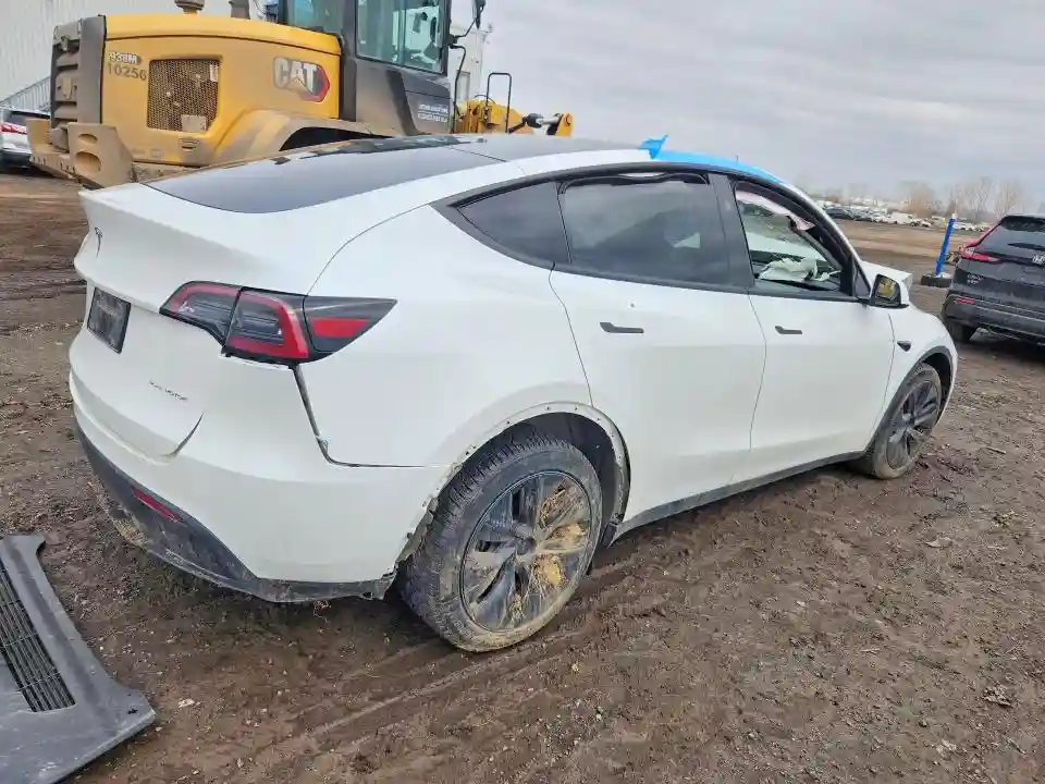 7SAYGDEE3RF109676 2024 TESLA MODEL Y-2