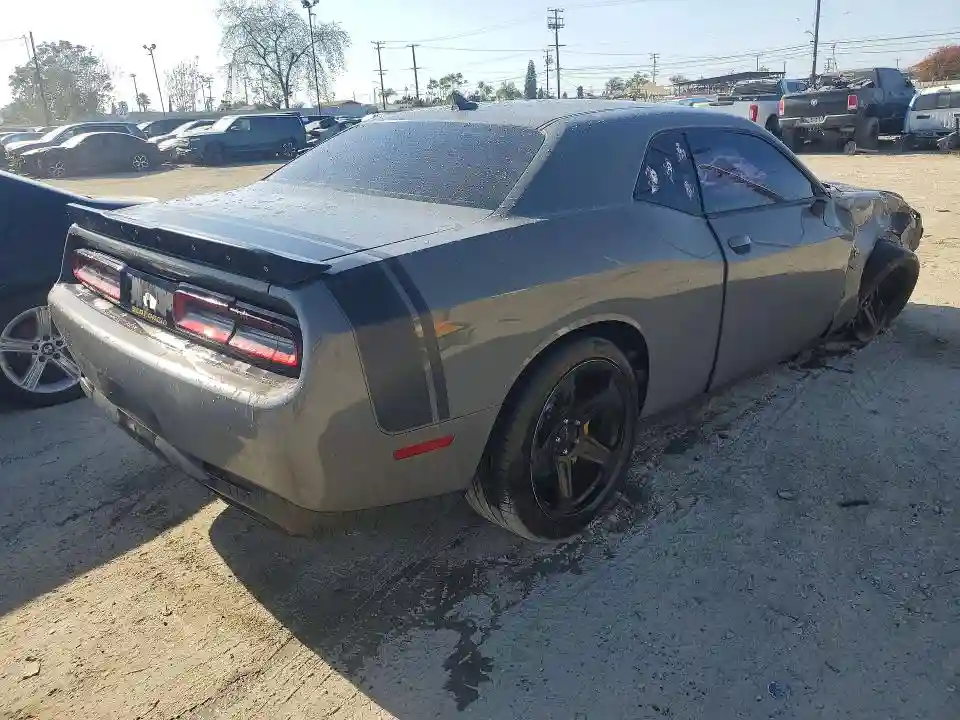 2C3CDZFJ8HH666475 2017 DODGE CHALLENGER-2