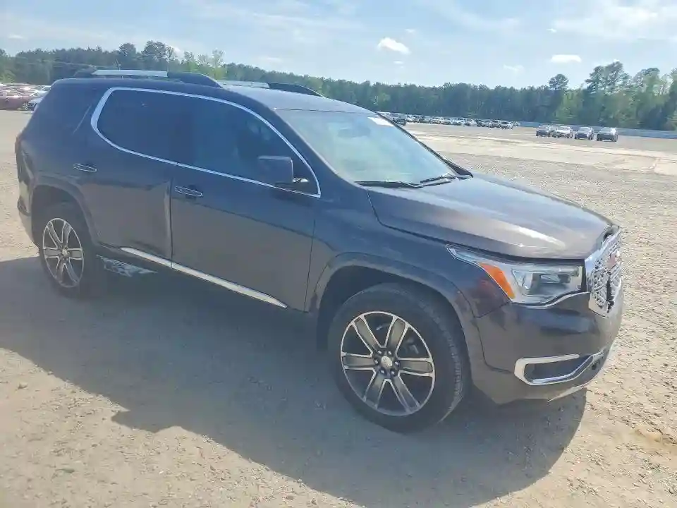 1GKKNPLS4HZ146686 2017 GMC ACADIA DEN-3
