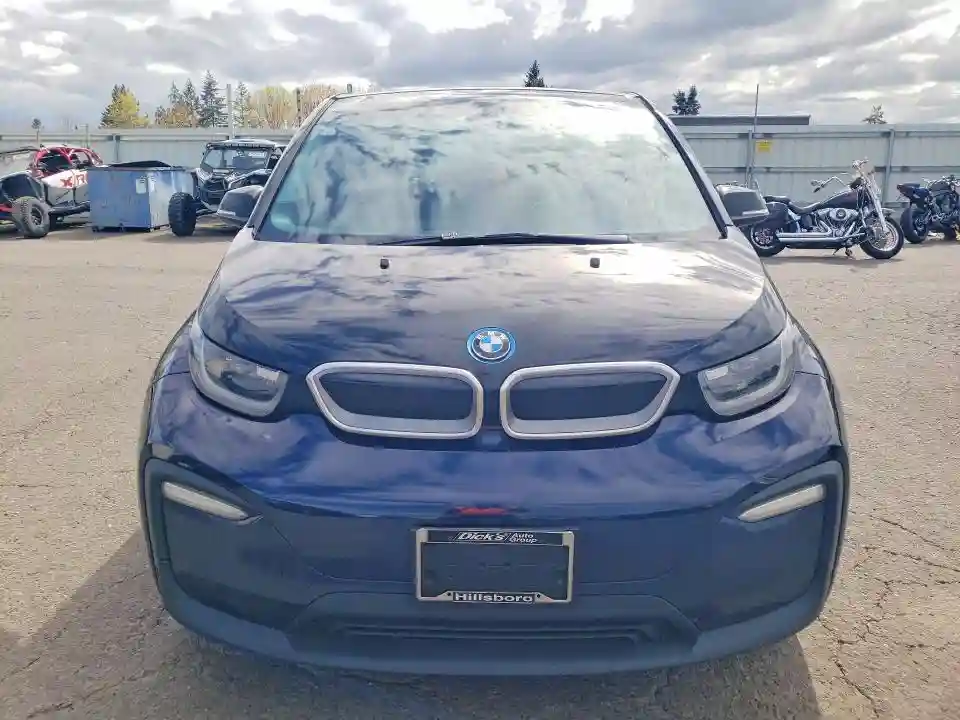 WBY7Z2C54JVB88650 2018 BMW I SERIES-4