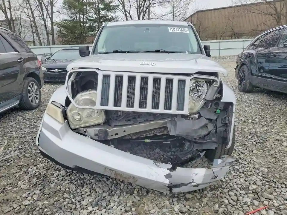 1J4PN2GK9BW558619 2011 JEEP LIBERTY-4