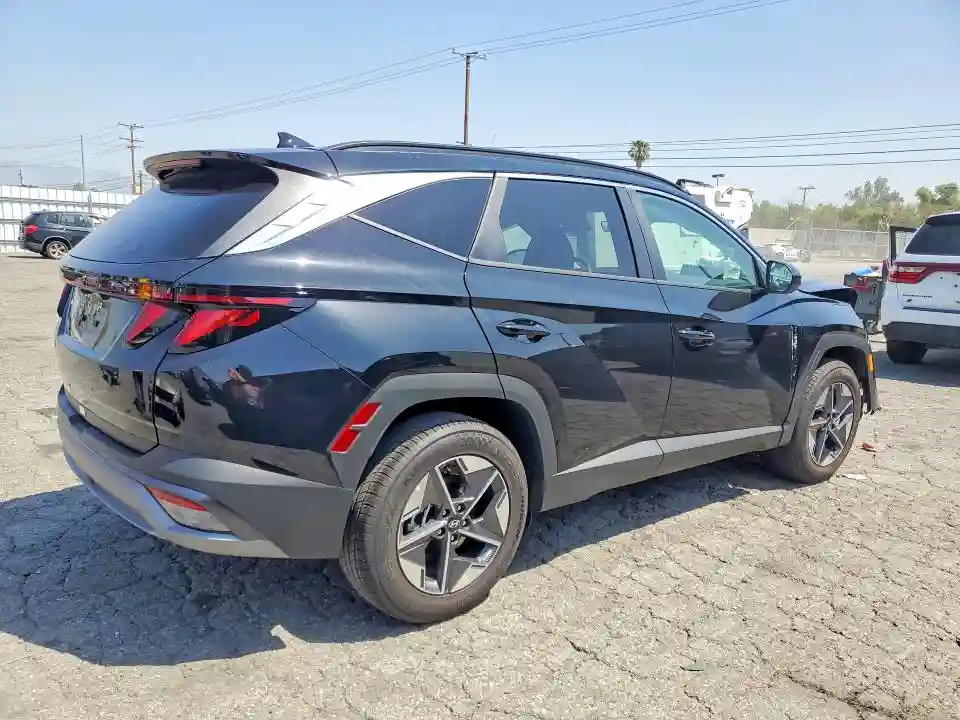 5NMJB3DE1TH678055 2026 HYUNDAI TUCSON-2