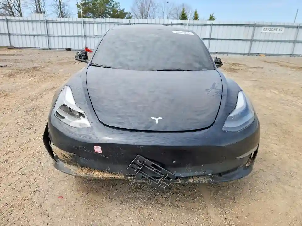 5YJ3E1EA2NF197008 2022 TESLA MODEL 3-4
