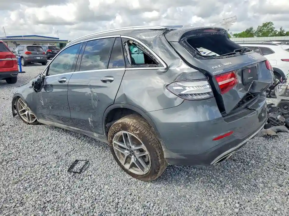 WDC0G4KB0JV045097 2018 MERCEDES-BENZ GLC-CLASS-1