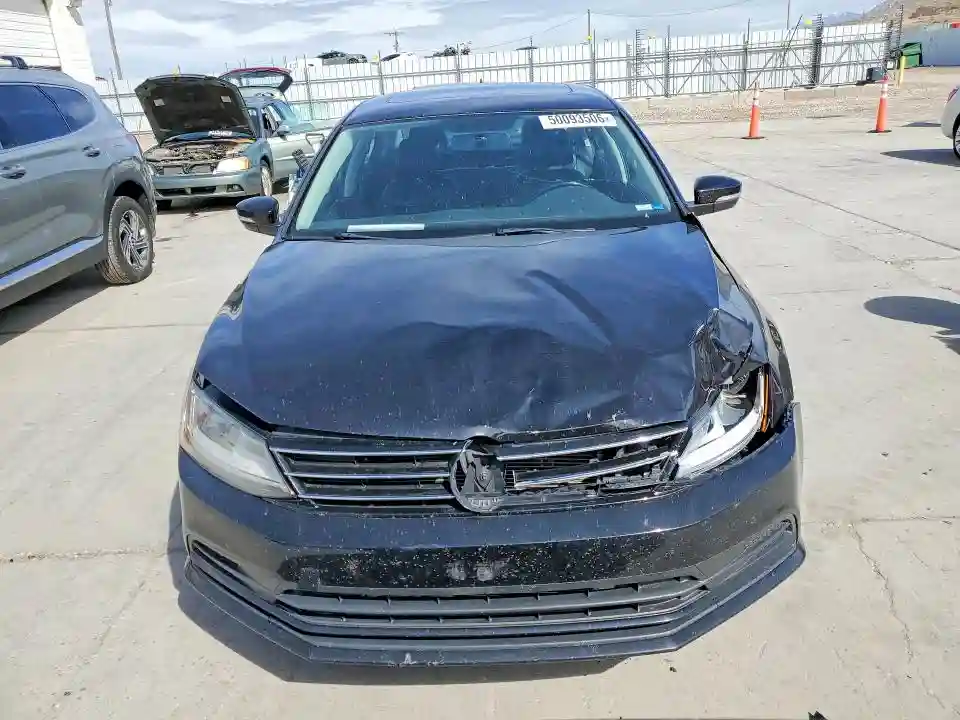 3VWB67AJXHM398136 2017 VOLKSWAGEN JETTA-4