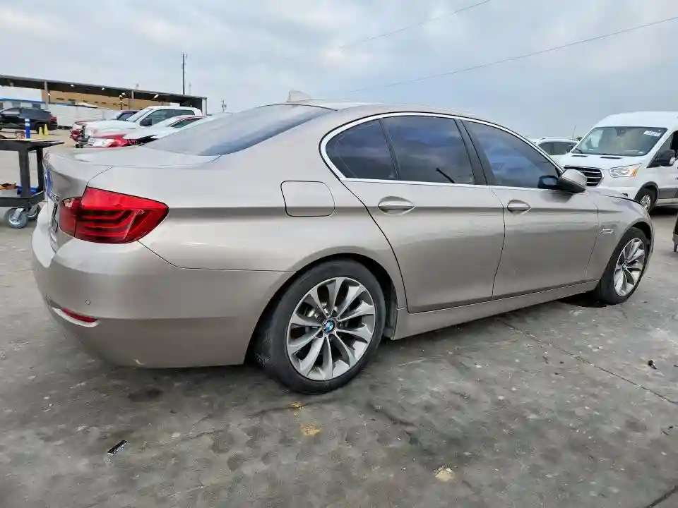 WBA5A5C53GD526498 2016 BMW 5 SERIES-2
