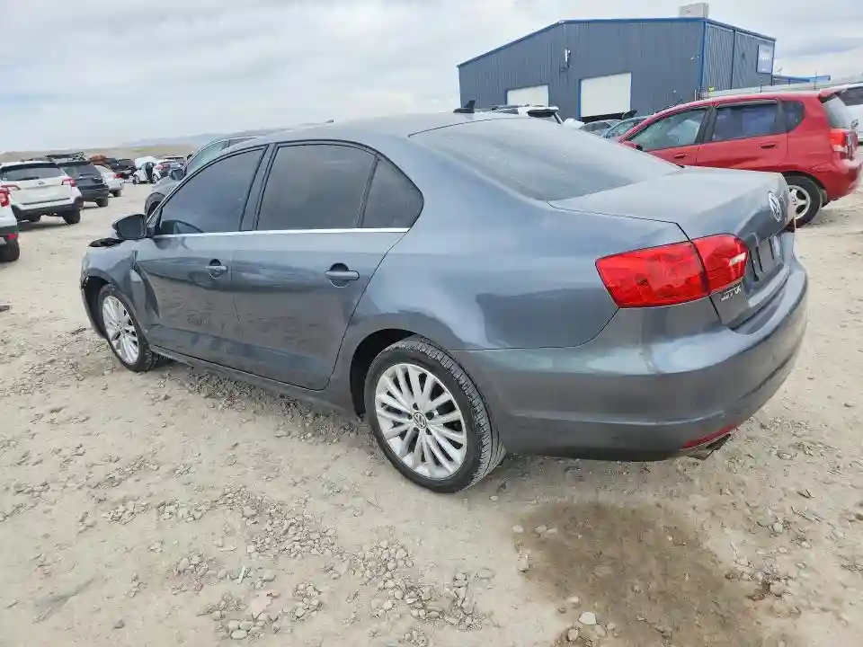 3VWLL7AJ8DM380953 2013 VOLKSWAGEN JETTA-1