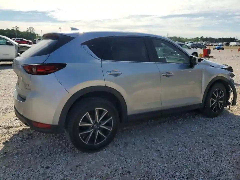 JM3KFADM6J0317655 2018 MAZDA CX-5-2