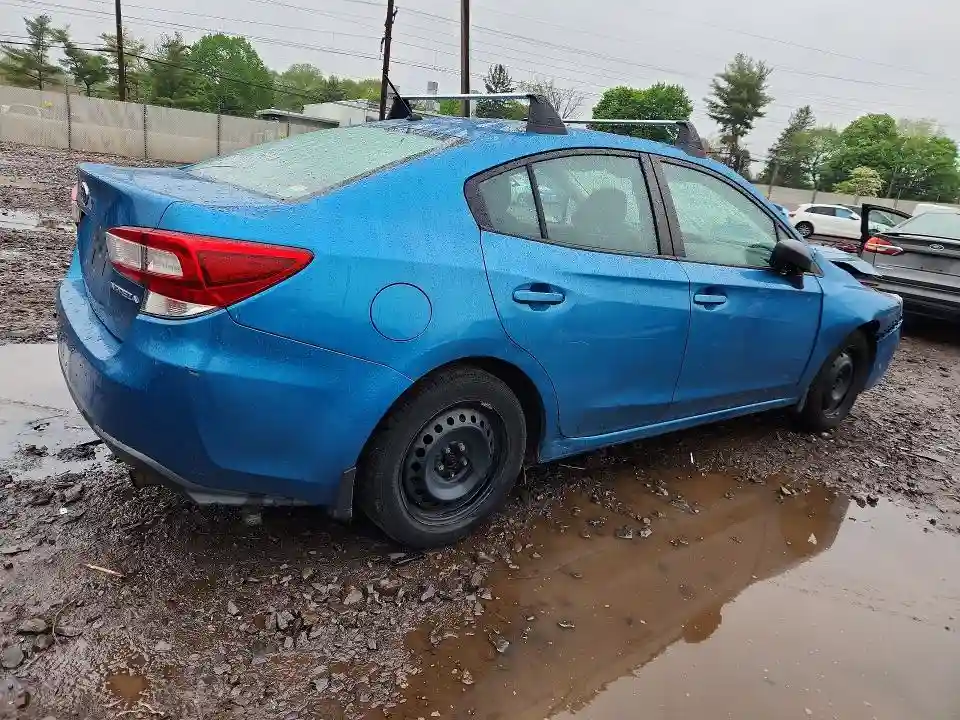 4S3GKAA61J3620177 2018 SUBARU IMPREZA-2