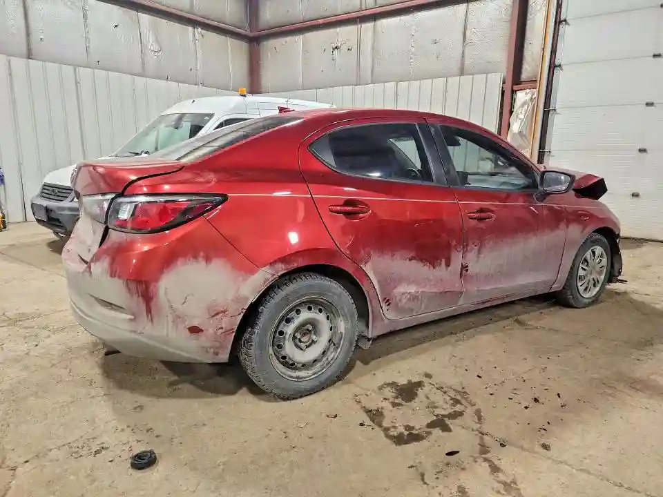 3MYDLBYV0KY512498 2019 TOYOTA YARIS-2