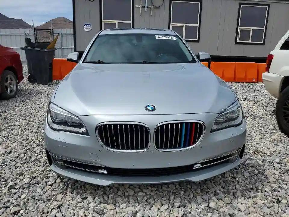 WBAYE8C57FD782001 2015 BMW 7 SERIES-4