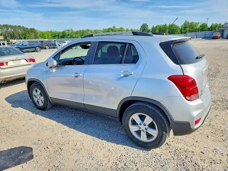 KL7CJLSB5LB020437 2020 CHEVROLET TRAX-1