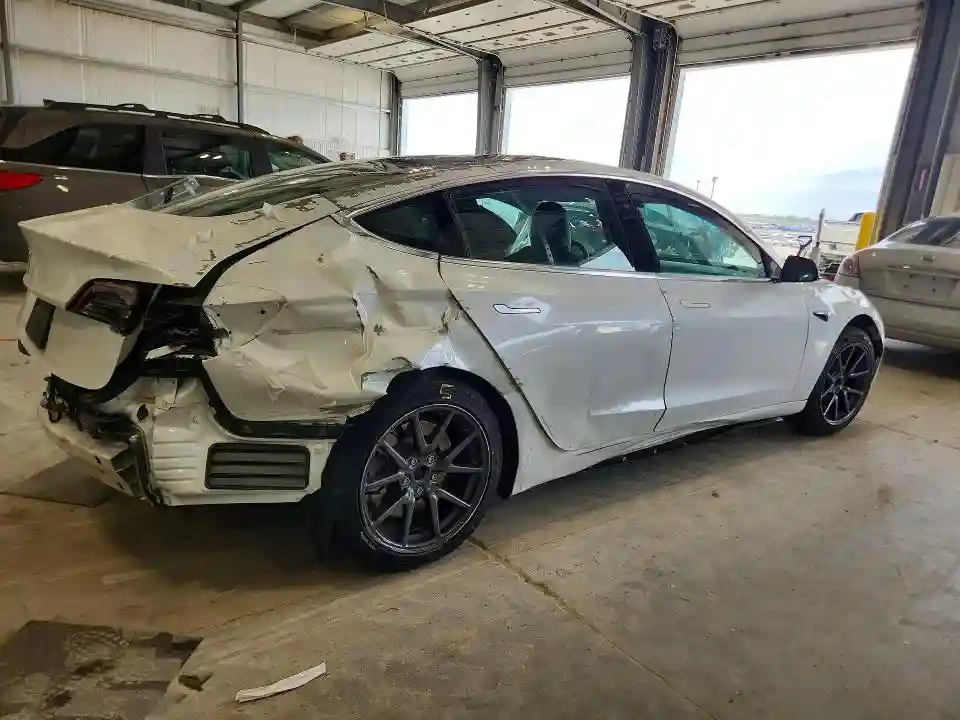 5YJ3E1EA8LF612488 2020 TESLA MODEL 3-2