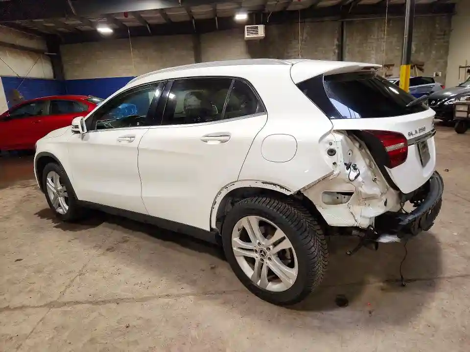 WDCTG4GB6KU016765 2019 MERCEDES-BENZ GLA-CLASS-1