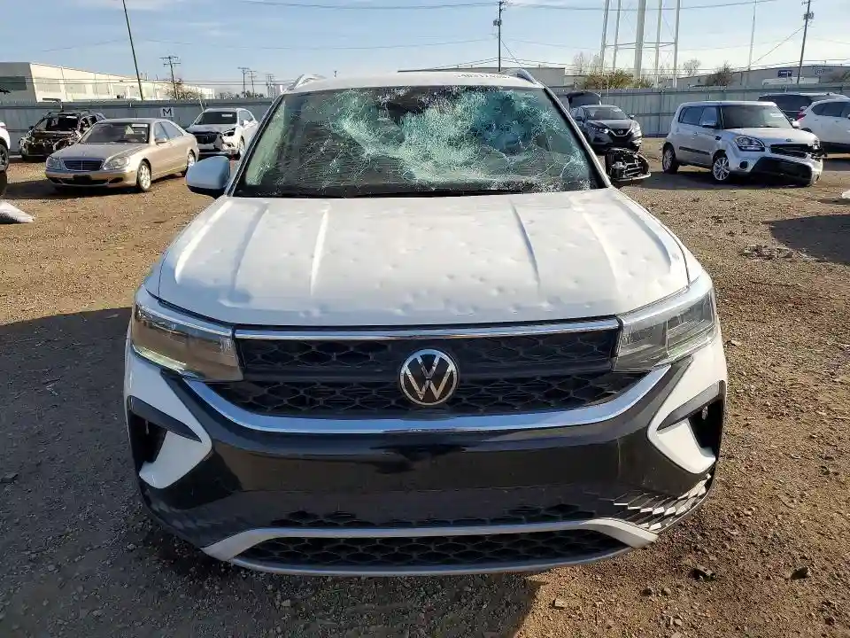 3VVUX7B28PM370495 2023 VOLKSWAGEN ALL OTHER-4